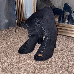 Brand New High Lace heels